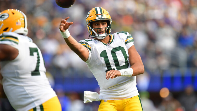 Green Bay Packers quarterback Jordan Love throws against the Los Angeles Rams