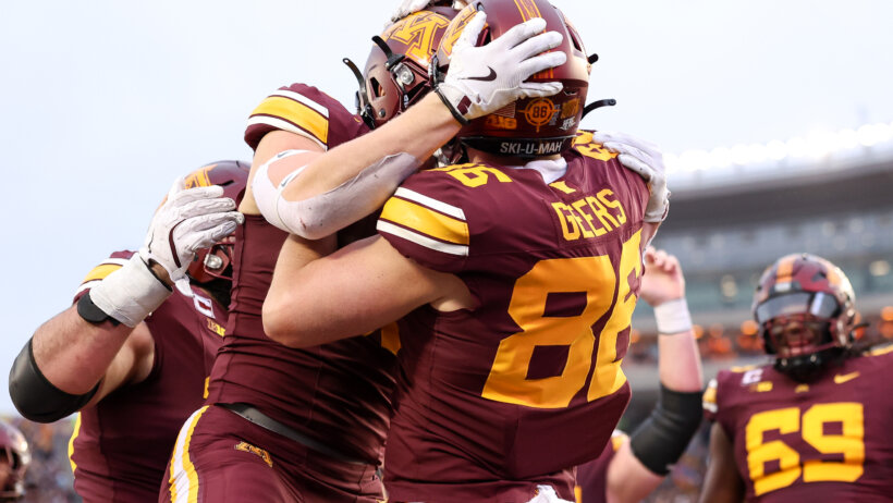 Minnesota Golden Gophers tight end Jameson Geers celebrates his touchdown