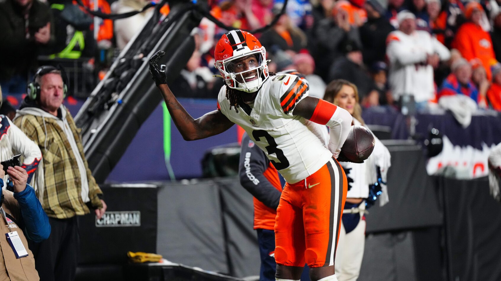 NFL: Cleveland Browns at Denver Broncos