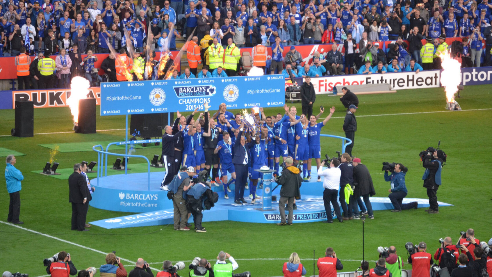 LCFC lifting the Premier League trophy