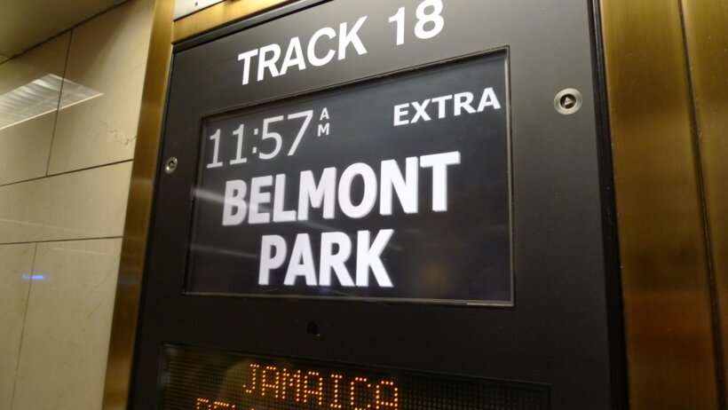 Belmont Park sign