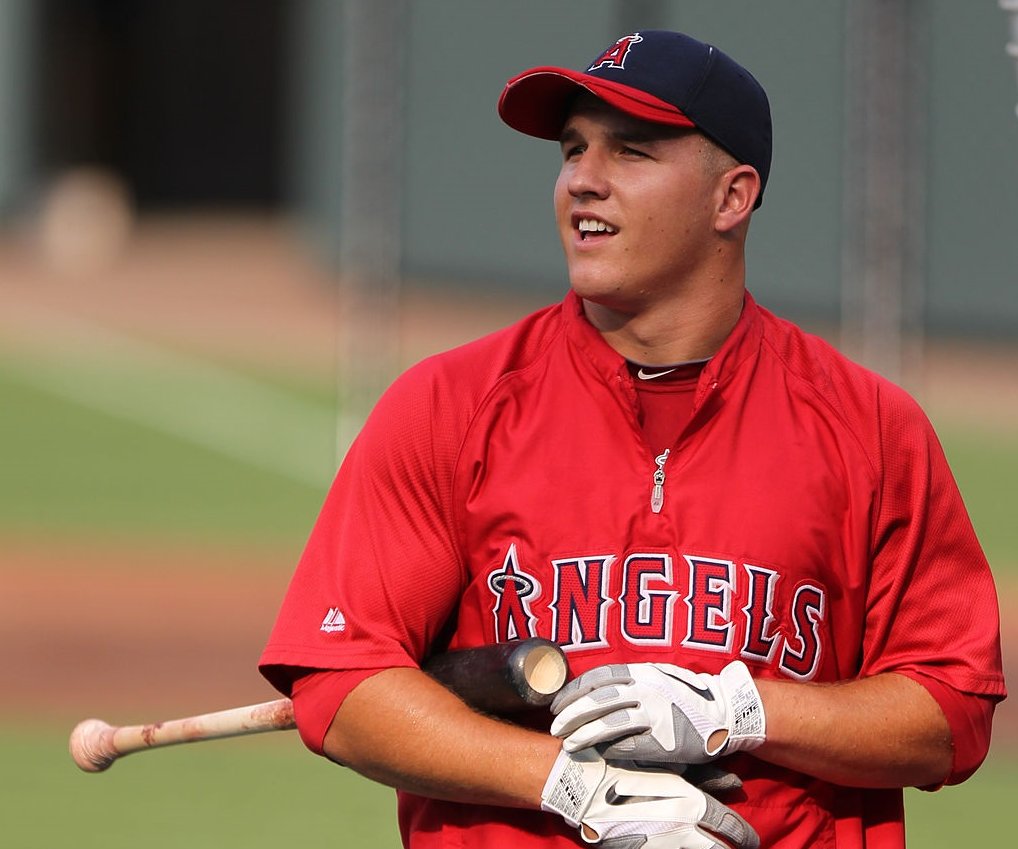 Mike Trout of the Los Angeles Angels warming up