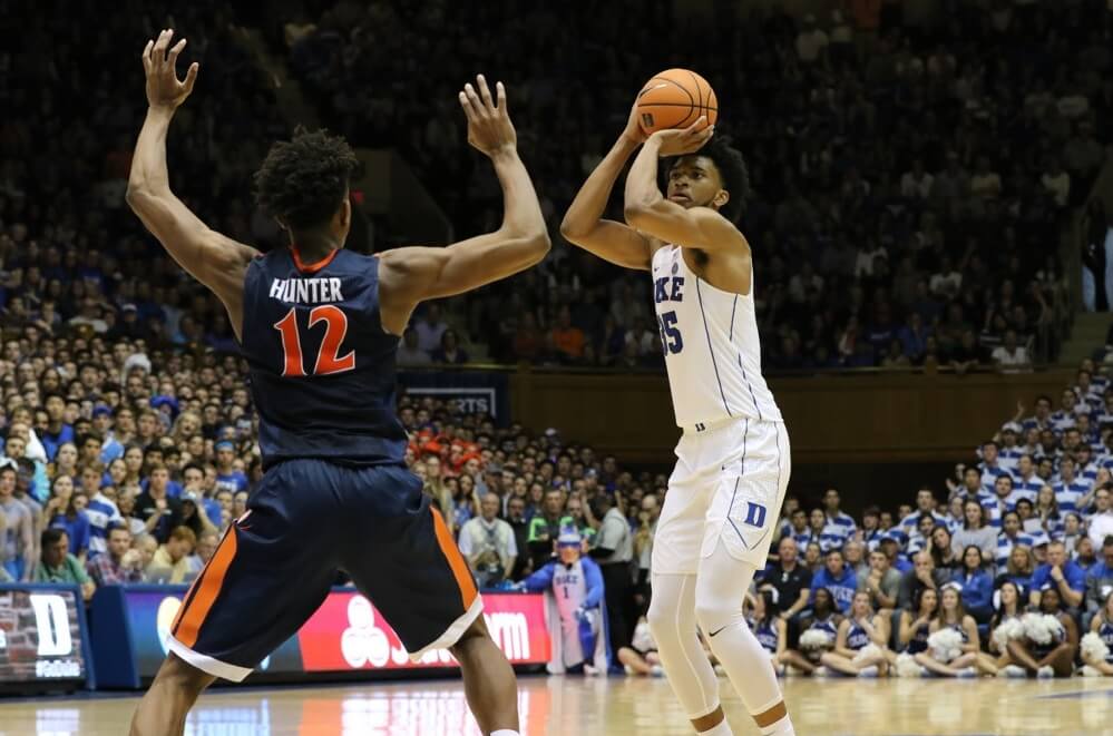 Duke's Marvin Bagley shoots a jumper.
