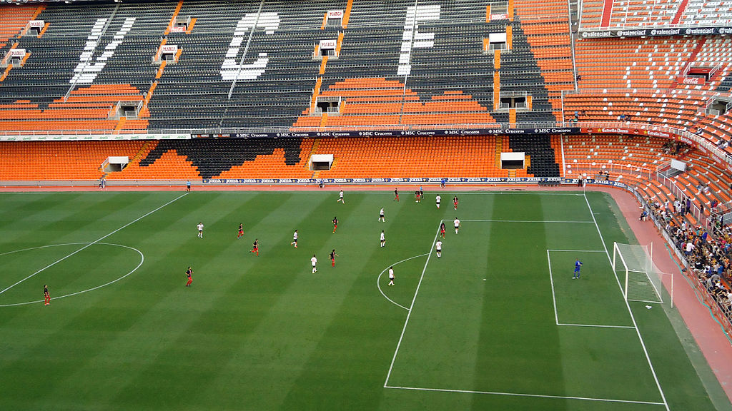 Mestalla, Stadium
