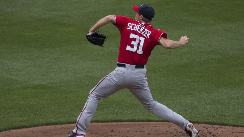 Max Scherzer throwing a pitch