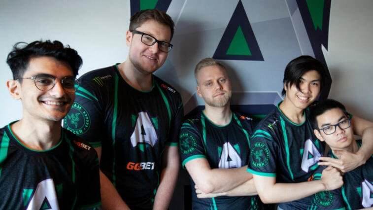 Alliance esports team group photo