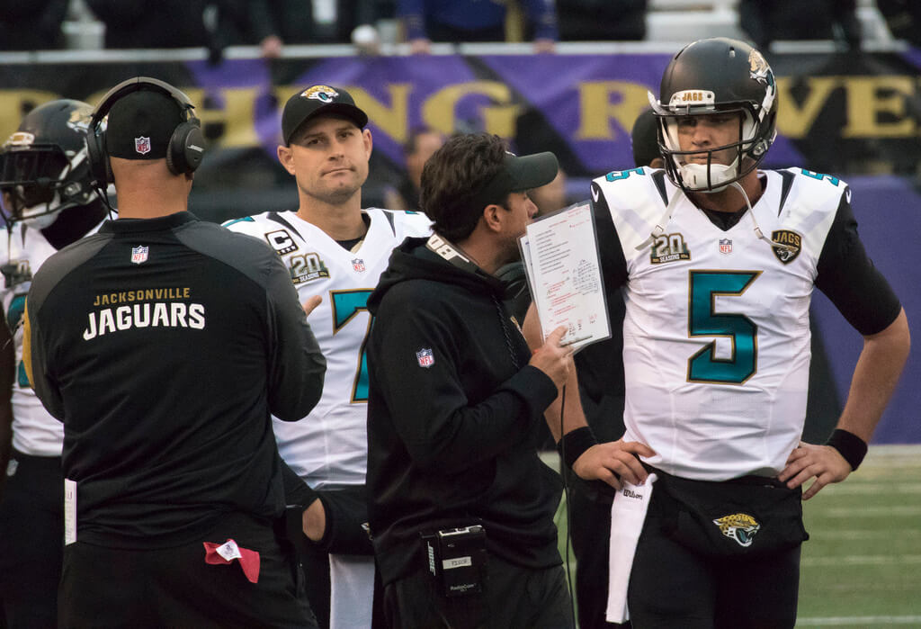 Blake Bortles talking with coaches