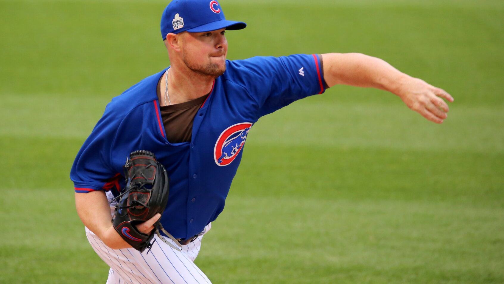 Cubs lefty Jon Lester throws a bullpen session at Wrigley Field