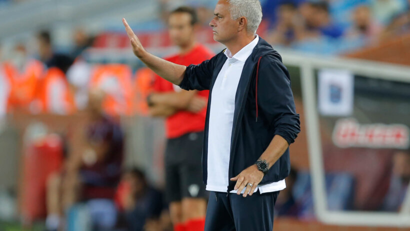 Roma's head coach Jose Mourinho gives instructions