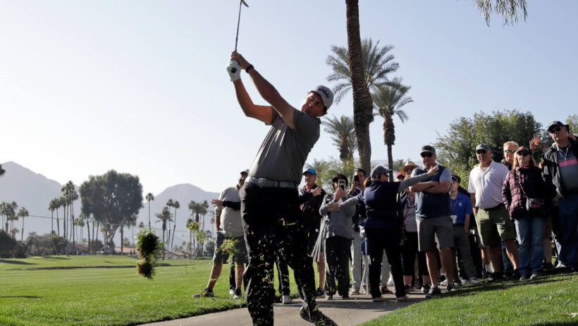 Mickelson swings