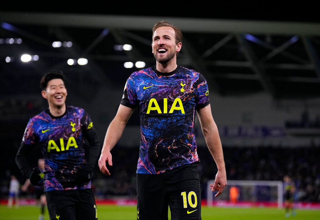 Harry Kane celebrates