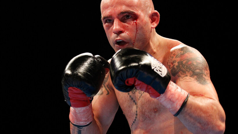 Kiko Martinez vs Josh Warrington odds