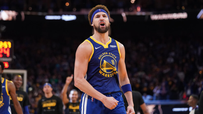 Klay Thompson celebrates