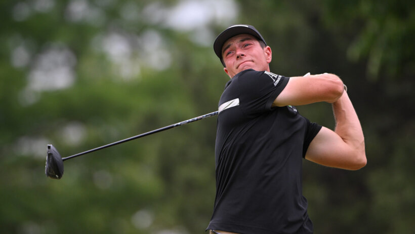 Viktor Hovland admires a tee shot