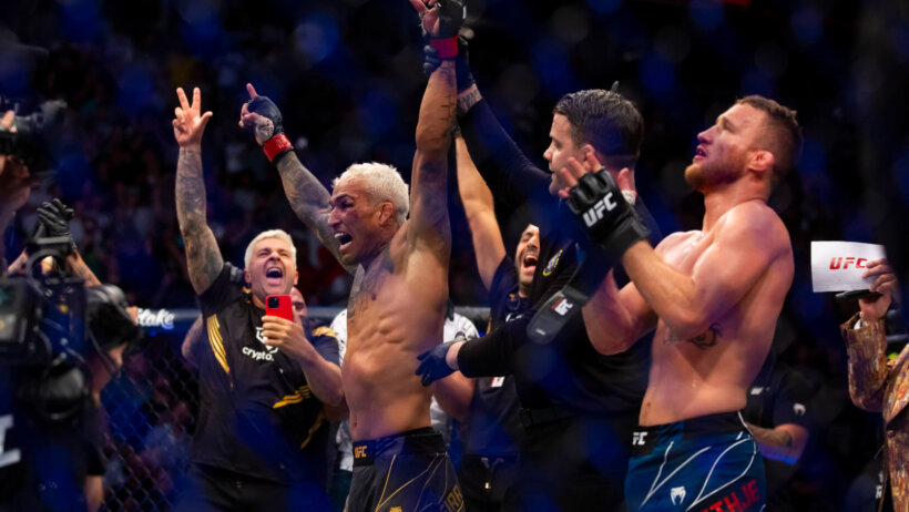 Charles Oliveira celebrating a victory