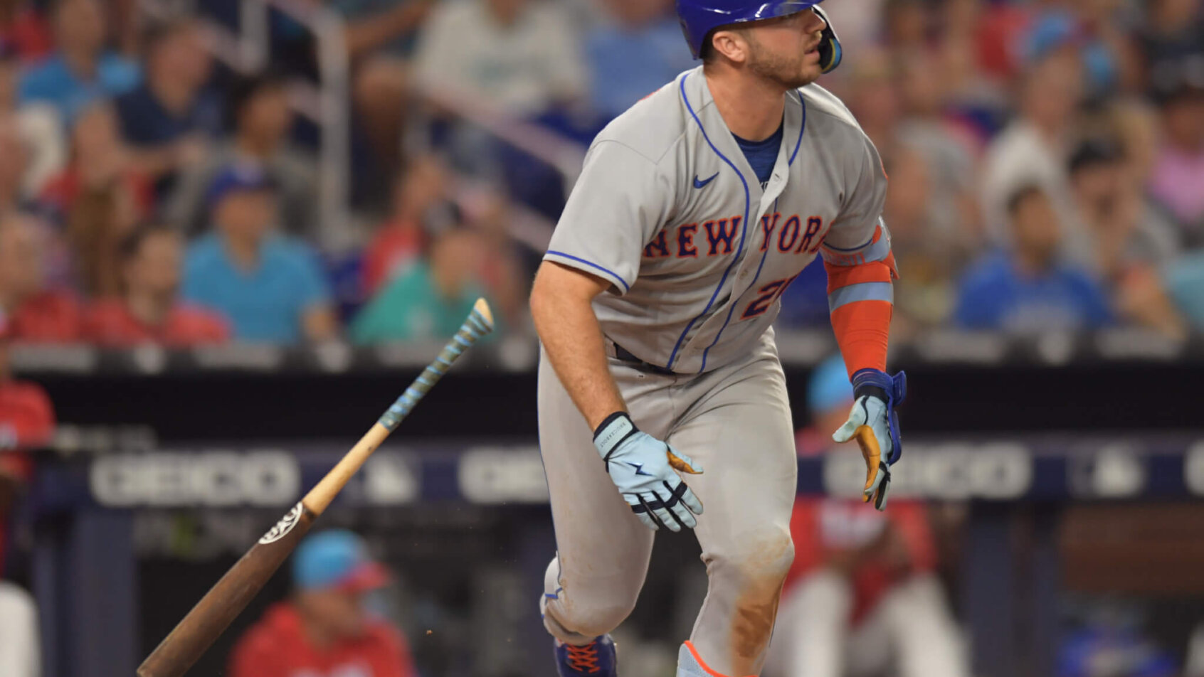 New York Mets slugger Pete Alonso hits a home run against the Marlins.