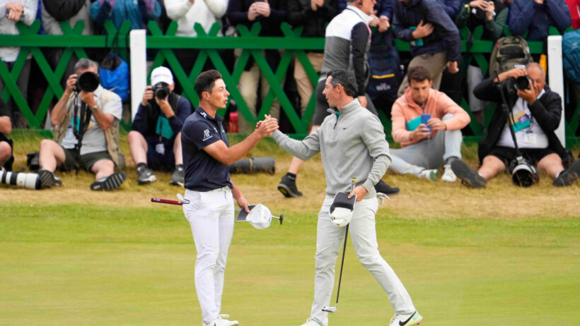Rory McIlroy and Viktor Hovland handshakes