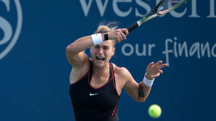 Aryna Sabalenka forehand swing