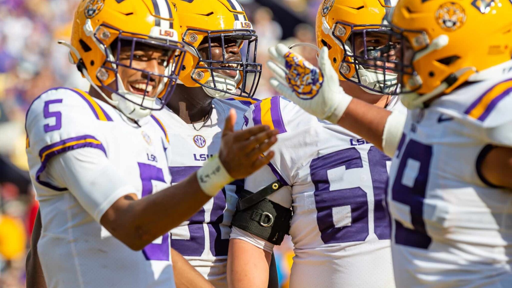 LSU players celebrate a TD