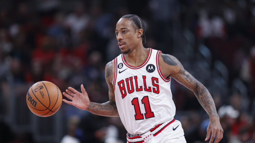 Chicago Bulls forward DeMar DeRozan brings the ball up court