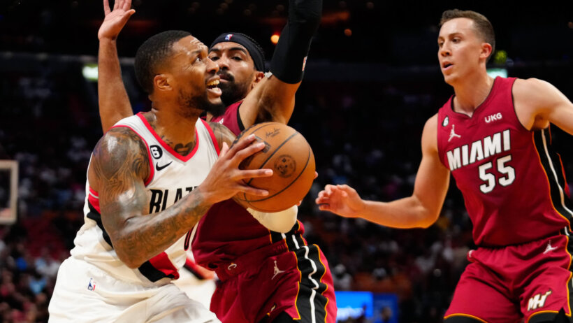 Portland Trail Blazers guard Damian Lillard going to the hoop
