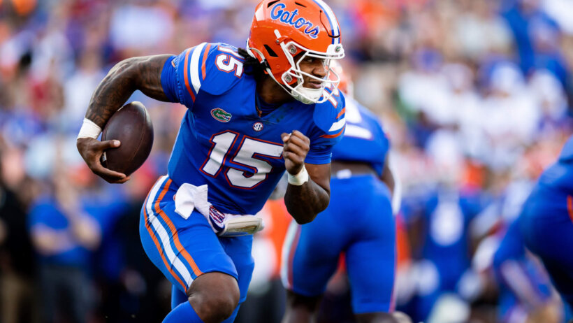 Florida Gators quarterback Anthony Richardson runs with the ball