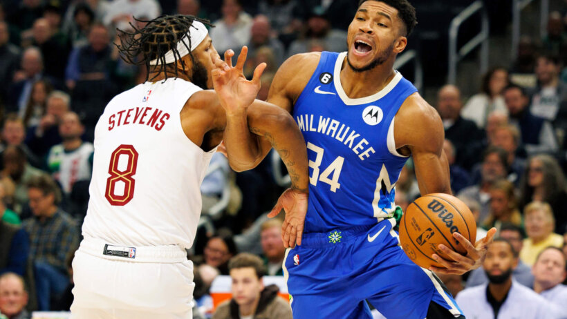 Milwaukee Bucks forward Giannis Antetokounmpo getting fouled