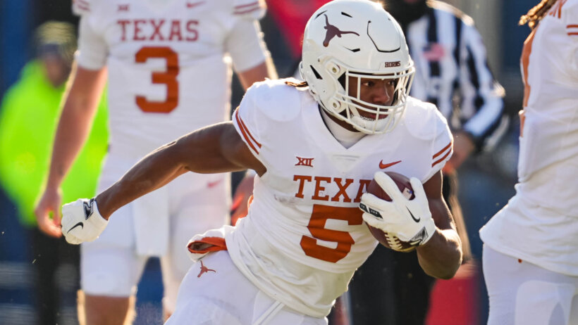Bijan Robinson running with ball