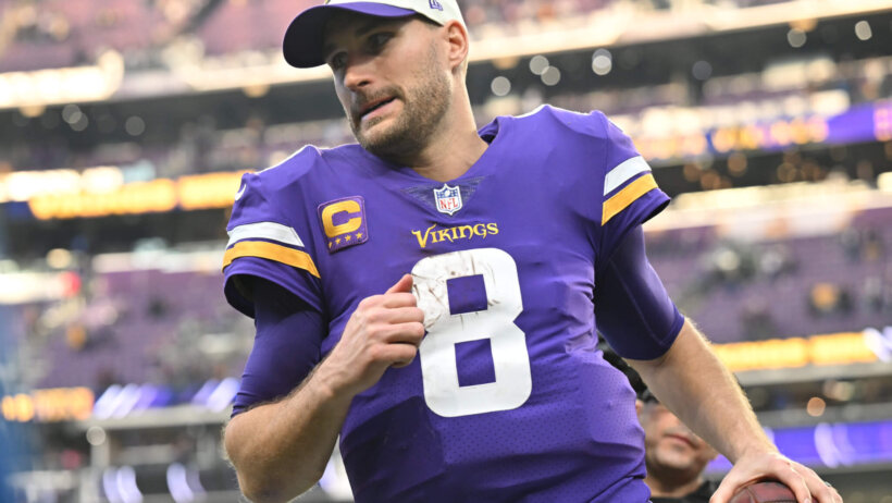 Minnesota Vikings quarterback Kirk Cousins reacts