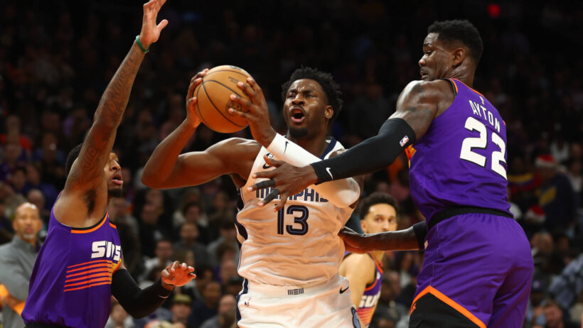 Jaren Jackson drives, Memphis Grizzlies