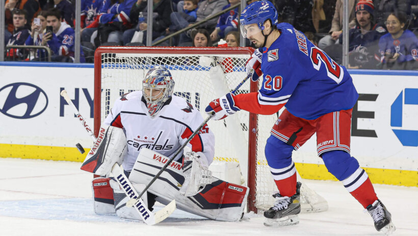 Darcy Kuemper stops Chris Kreider