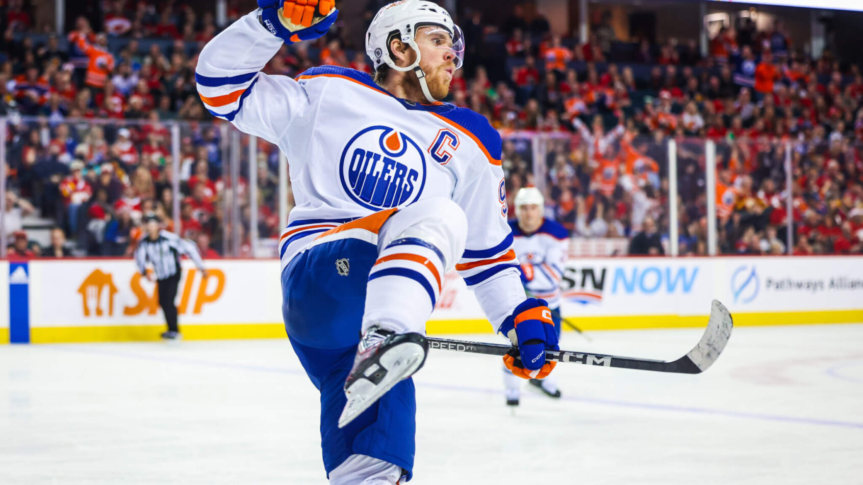 Edmonton Oilers center Connor McDavid celebrates goal