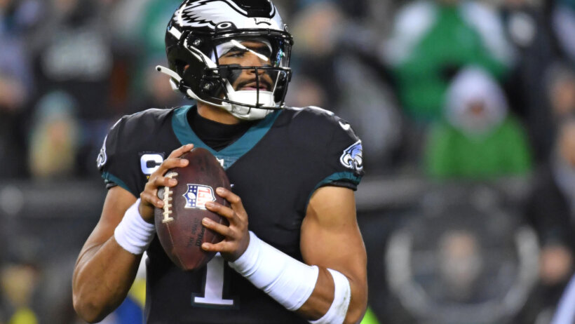 Philadelphia Eagles quarterback Jalen Hurts in the pocket