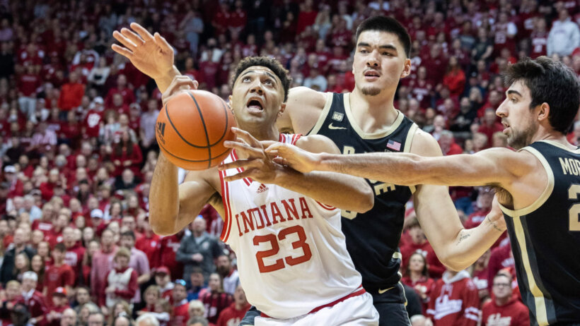 Indiana Hoosiers forward Trayce Jackson-Davis drives to the basket