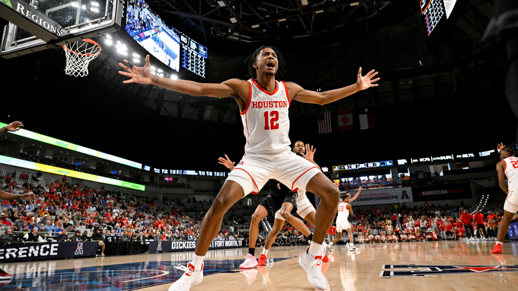 Houston Cougars guard Tramon Mark