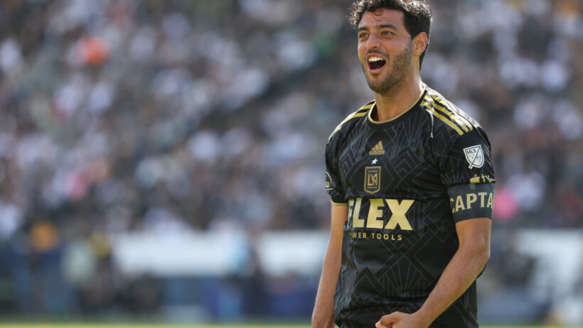 Los Angeles FC forward Carlos Vela (10) celebrates after assisting a goal