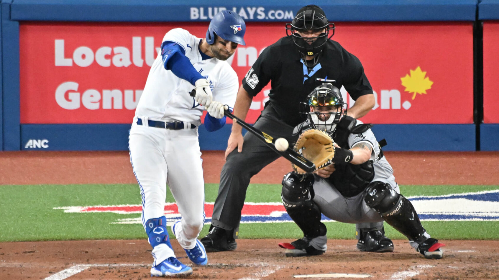 Toronto Blue Jays center fielder Kevin Kiermaier at the plate