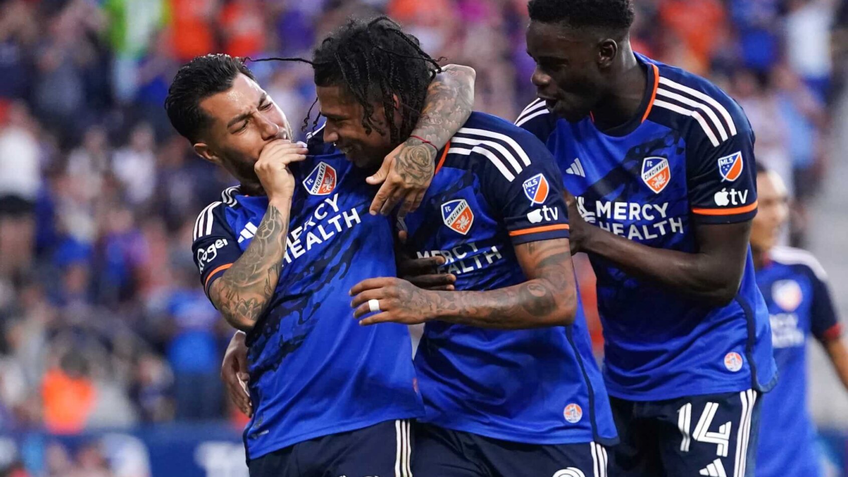 FC Cincinnati midfielder Luciano Acosta (10) celebrates a goal with Toronto FC