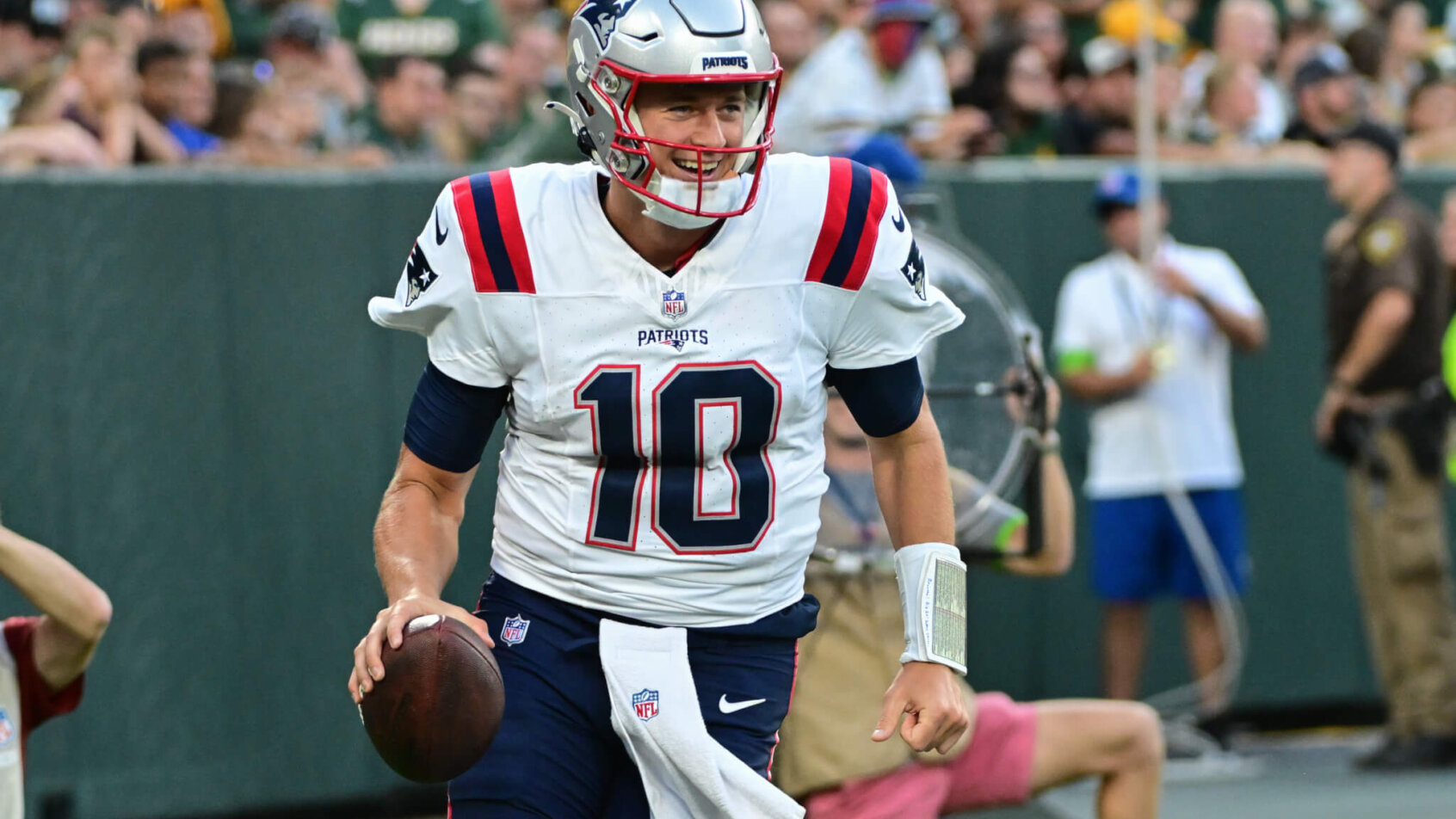 New England Patriots quarterback Mac Jones.