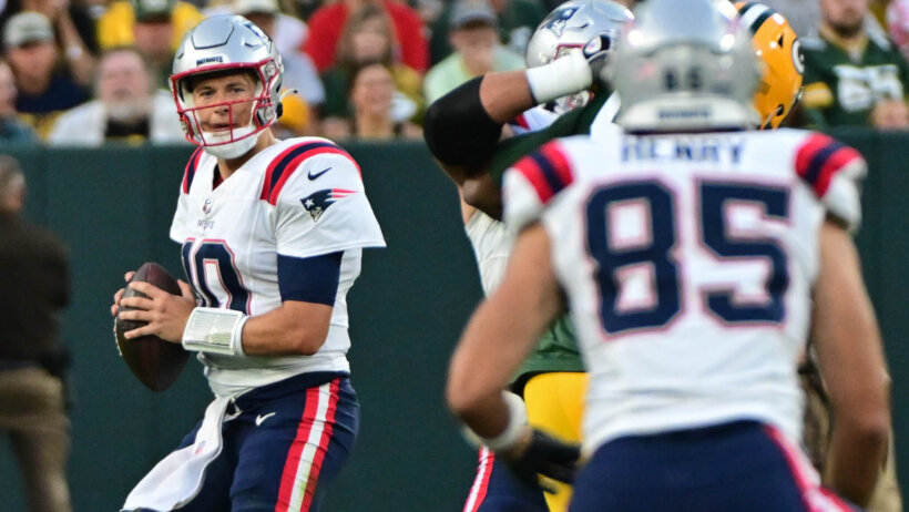 New England Patriots QB Mac Jones.