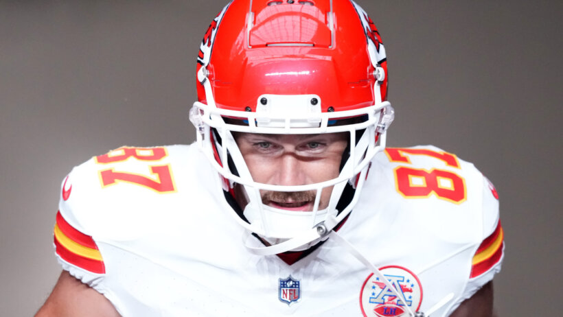 Chiefs tight end Travis Kelce. Chiefs vs jaguars