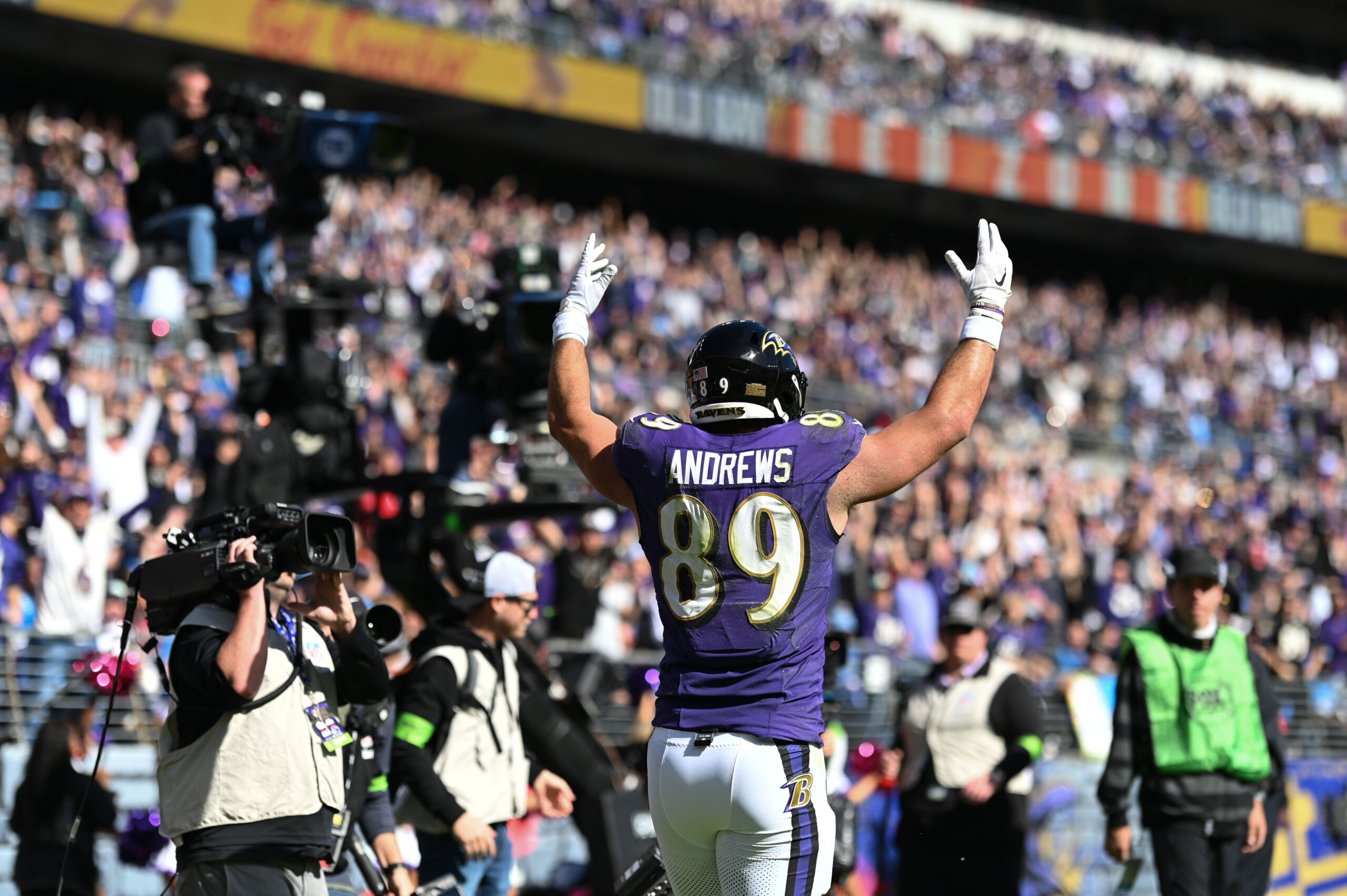Baltimore Ravens tight end Mark Andrews (89) reacts after scoring a second quarter touchdown