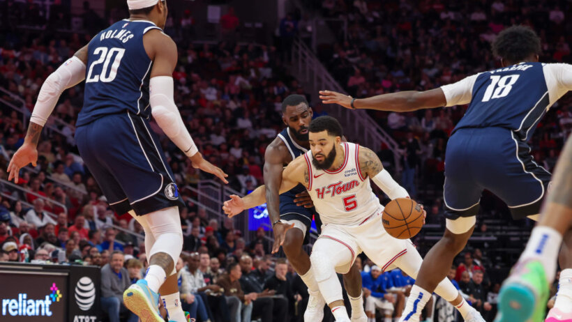 Houston Rockets guard Fred VanVleet drives against the Dallas Mavericks