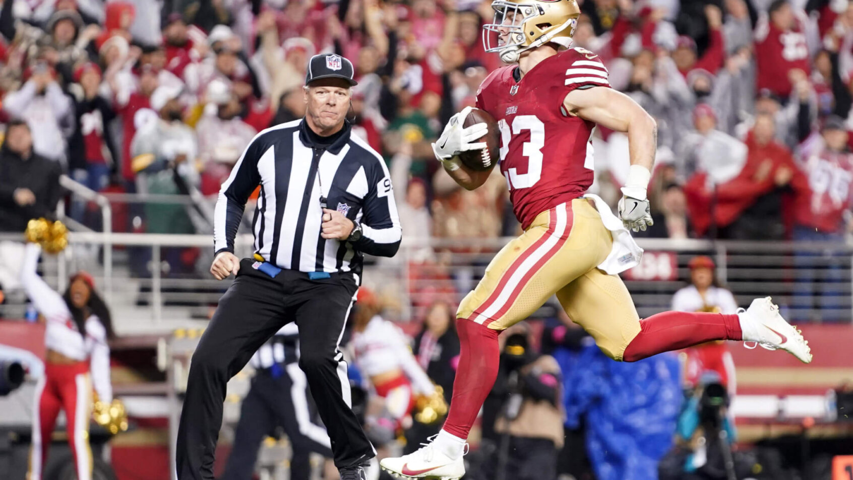 San Francisco 49ers RB Christian McCaffrey has moved into the top 3 contenders in the Super Bowl MVP odds.