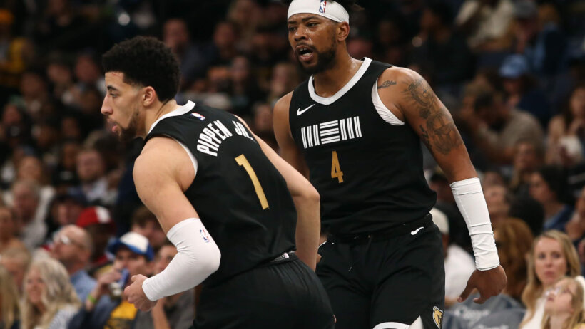 Memphis Grizzlies guards Scotty Pippen Jr and Jordan Goodwin on the court