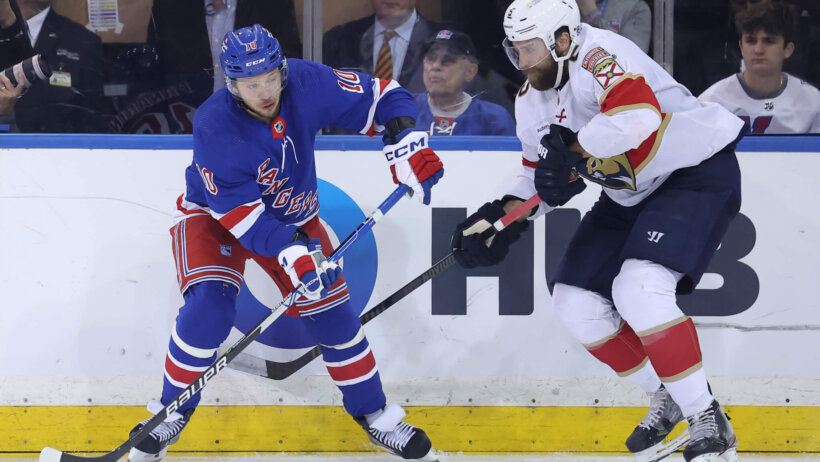 New York Rangers left wing Artemi Panarin controls the puck against Florida Panthers defenseman Aaron Ekblad