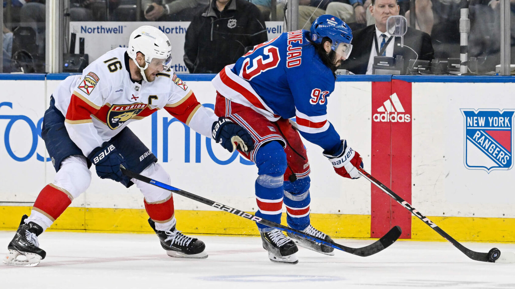 New York Rangers center Mika Zibanejad and Florida Panthers Aleksander Barkov