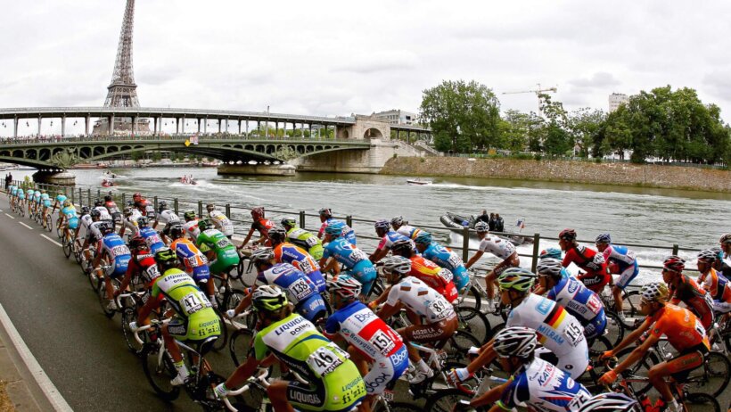 the peloton during stage twenty of the 2010 Tour de France
