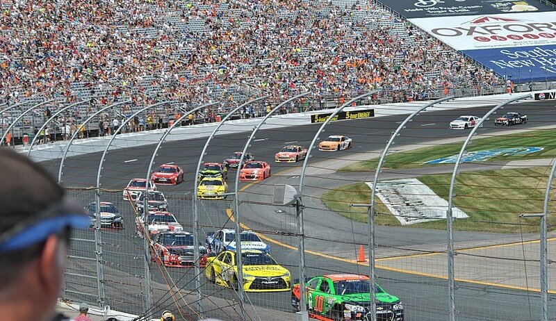Drivers turning at NHMS