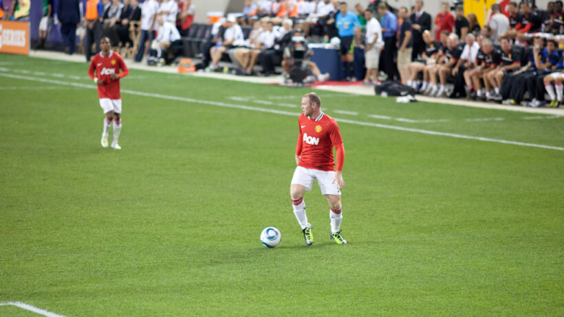 Wayne Rooney down the wing